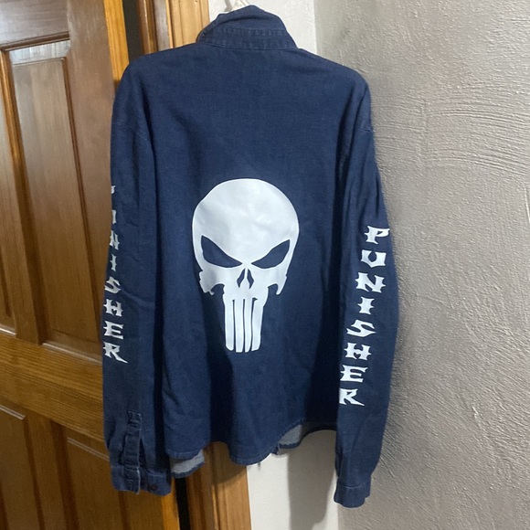 PUNISHER denim buttonup L=25Dx20A+Tahari🍋+Clean up your act 8.820Z facewash - Picture 3 of 15
